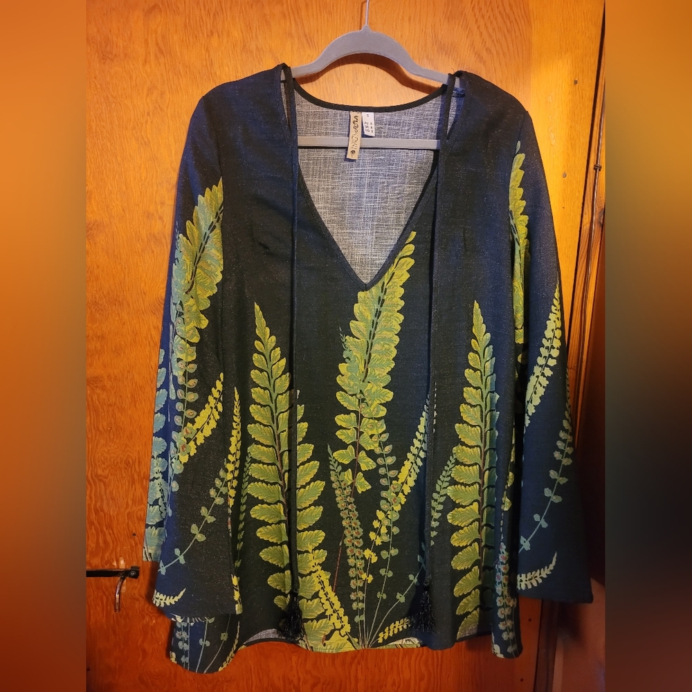 Lenni the Label black and green dress size 4